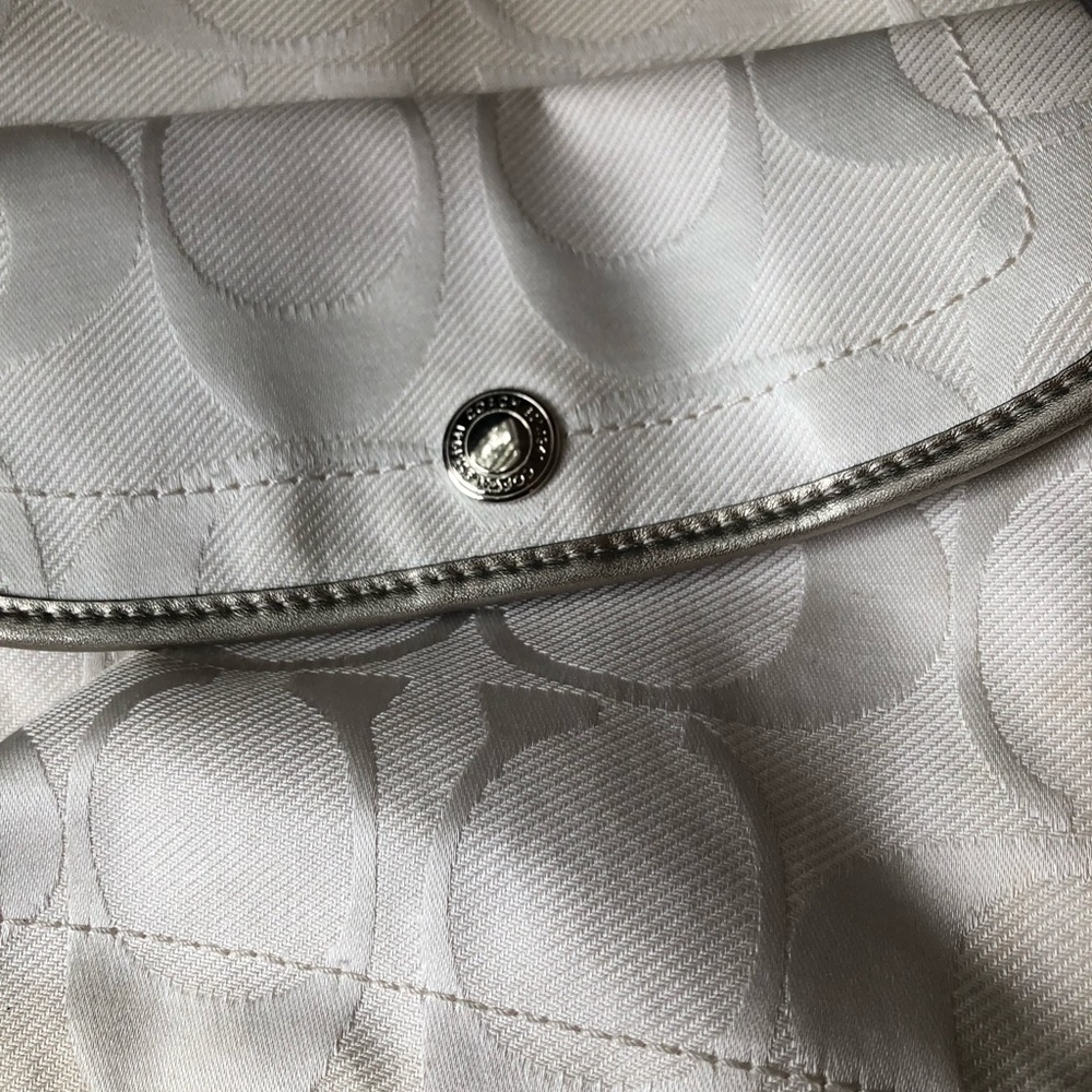 Coach Purse - Picture 2 of 6